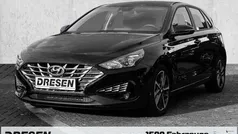 Schwarz Gebraucht 2023 Hyundai i30 Trend Limousine | 17.890 € (Guter Preis)