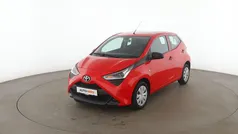 Rot Gebraucht 2020 Toyota Aygo Kleinwagen | 11.190 € (Fairer Preis)