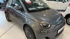 Gebraucht 2022 Fiat 500e Kleinwagen | 19.900 € (Fairer Preis)