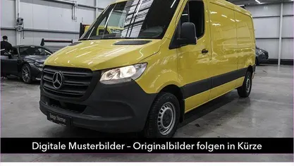 Gelb Gebraucht 2022 Mercedes Sprinter Van | 26.121 € (Guter Preis)