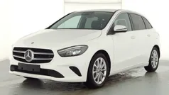 Polarweiß Gebraucht 2020 Mercedes B180 Progressive Van / Kleinbus | 25.500 € (Fairer Preis)