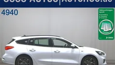 Weiss Gebraucht 2021 Ford Focus ST-Line Kombi | 15.980 € (Fairer Preis)