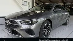 Grau Gebraucht 2024 Mercedes CLA180 Progressive Limousine | 32.450 € (Fairer Preis)