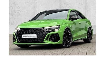 Używany Audi RS3 Sport 400 KM (294 kW) 2022 Zielony Sedan/Limuzyna