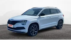 Weiß Gebraucht 2021 Skoda Karoq SportLine SUV | 28.794 € (Guter Preis)