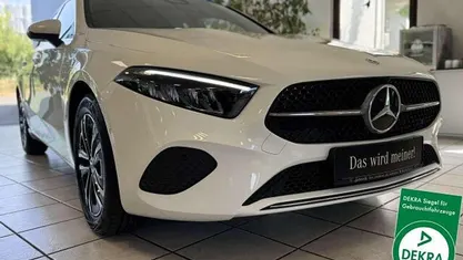 Weiß Gebraucht 2024 Mercedes A180 Progressive Kleinwagen | 29.300 € (Fairer Preis)