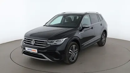 Gebraucht VW Tiguan Allspace Elegance 200 PS (147 kW) 2023 Schwarz SUV
