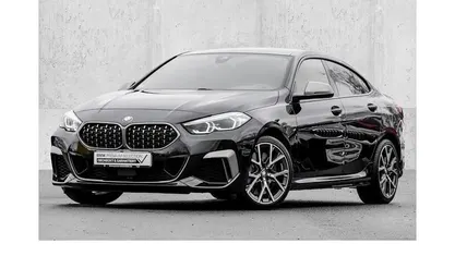 Black sapphire Gebraucht 2024 BMW M235 Shadowline Coupé | 38.890 € (Guter Preis)