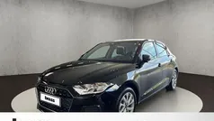 Mythosschwarz metallic Gebraucht 2024 Audi A1 Sportback Advanced Kleinwagen | 22.800 € (Fairer Preis)