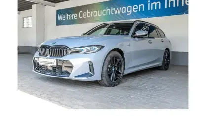 Gebraucht BMW 330e M Sport 292 PS (214 kW) 2024 Grau Kombi
