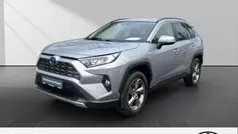 Silber Gebraucht 2019 Toyota RAV4 Hybrid Club SUV | 28.990 € (Fairer Preis)