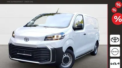 Weiss Gebraucht 2024 Toyota Proace Van / Kleinbus | 28.550 € (Guter Preis)