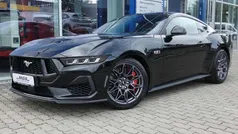 Absolute black metallic Neu 2025 Ford Mustang GT Fastback Coupé | 59.850 € (Fairer Preis)