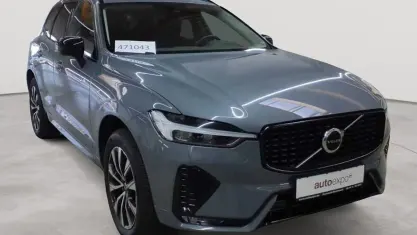 Gebraucht Volvo XC60 Plus 197 PS (144 kW) 2023 Thunder grey metallic SUV