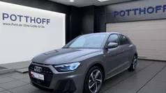Grau Gebraucht 2024 Audi A1 Sportback S-Line Kleinwagen | 27.850 € (Fairer Preis)