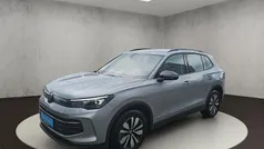 Oyster silver metallic Gebraucht 2025 VW Tiguan Goal SUV | 36.400 € (Superpreis)