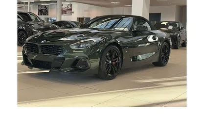 Grün Neu 2025 BMW Z4 M Sport Cabrio | 56.400 € (Fairer Preis)