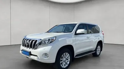 Gebraucht Toyota Land Cruiser TEC-Edition 204 PS (150 kW) 2017 Weiß SUV