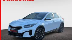 Weiss ((wd) cararraweiss) Gebraucht 2023 Kia XCeed Vision SUV | 20.979 € (Guter Preis)