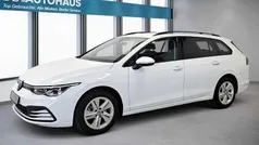 Weiß Gebraucht 2023 VW Golf VIII Life Kombi | 20.980 € (Fairer Preis)