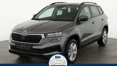Grau Neu 2025 Skoda Karoq Selection SUV | 32.495 € (Fairer Preis)