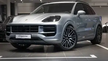 Ny Porsche Cayenne GTS 500 HK (367 kW) 2025 Sølv SUV