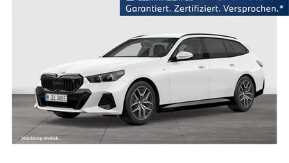 Gebraucht BMW i5 M Sport 250 kW (340 PS) 2025 Weiß Kombi