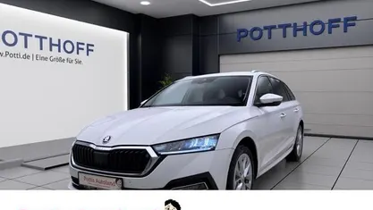 Gebraucht 2023 Skoda Octavia Style Kombi | 22.997 € (Fairer Preis)