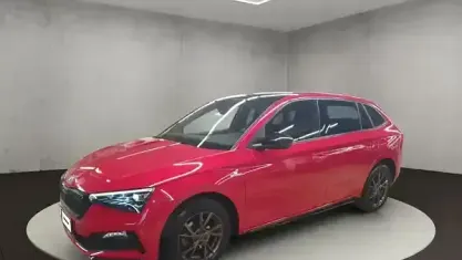 Gebraucht Skoda Scala Monte Carlo 150 PS (110 kW) 2021 Velvetrot premium metallic Kleinwagen
