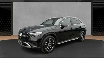 Gebraucht Mercedes GLC200 Avantgarde 204 PS (150 kW) 2024 Schwarz SUV