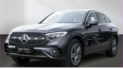 Używany Mercedes GLC220 AMG 197 KM (144 kW) 2024 Szary SUV