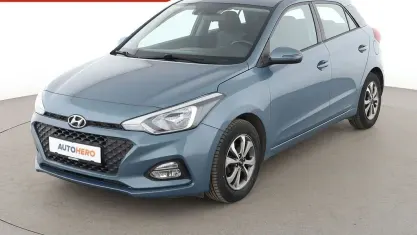 Gebraucht Hyundai i20 Trend 84 PS (61 kW) 2018 Blau Limousine