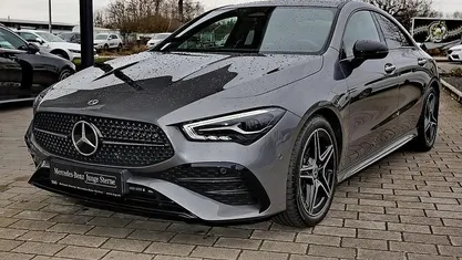 Metalliclack mountaingrau Gebraucht 2024 Mercedes CLA200 AMG Coupé | 36.990 € (Fairer Preis)