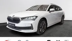Gebraucht 2024 Skoda Superb Selection Kombi | 43.990 € (Fairer Preis)