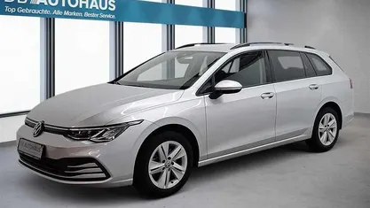 Gebraucht VW Golf VIII Life 116 PS (85 kW) 2024 Silber Kombi