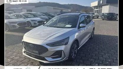 Chrome blue Gebraucht 2024 Ford Focus ST-Line X Kombi | 28.690 € (Fairer Preis)