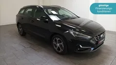 Schwarz Gebraucht 2021 Hyundai i30 Trend Kombi | 19.470 € (Guter Preis)