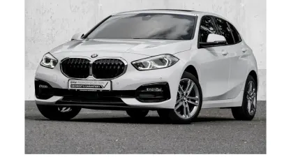 Gebraucht BMW 118 Sport Line 150 PS (110 kW) 2024 Alpinweiss iii Limousine
