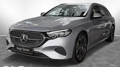 Gebraucht Mercedes E300 Avantgarde 204 PS (150 kW) 2024 Metalliclack hightechsilber Kombi