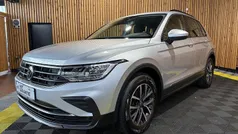 Silber Gebraucht 2022 VW Tiguan Life SUV | 26.750 € (Fairer Preis)