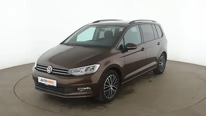 Gebraucht VW Touran Comfortline 150 PS (110 kW) 2016 Braun Van / Kleinbus