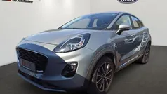 Lackierung metallic Gebraucht 2021 Ford Puma Titanium SUV | 18.590 € (Fairer Preis)