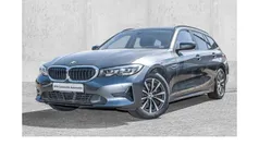 Grau Gebraucht 2021 BMW 318 Advantage Kombi | 23.990 € (Fairer Preis)