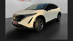 Pearl white/pearl black Neu 2025 Nissan Ariya SUV | 38.498 € (Fairer Preis)