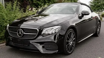Gebraucht Mercedes E400 AMG 333 PS (244 kW) 2018 Metalliclack obsidianschwarz Cabrio