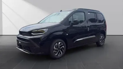 Neu Toyota Proace Verso City 110 PS (80 kW) 2026 Backpacker chaki metallic Kombi