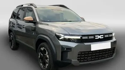 Neu Dacia Bigster Extreme 140 PS (102 kW) 2025 Grau SUV