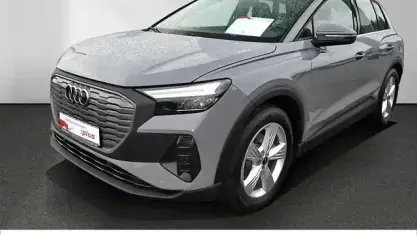 Gebraucht Audi Q4 e-tron Comfort 144 kW (197 PS) 2023 Kieselgrau SUV