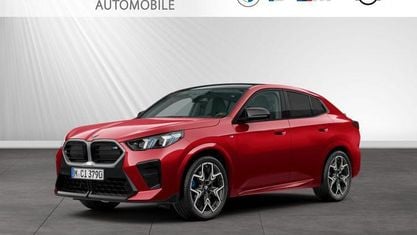 Gebraucht BMW X2 M Sport 300 PS (220 kW) 2025 Fire red metallic SUV