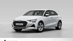 Gletscherweiß metallic Gebraucht 2024 Audi A3 Sportback Advanced Limousine | 28.800 € (Fairer Preis)